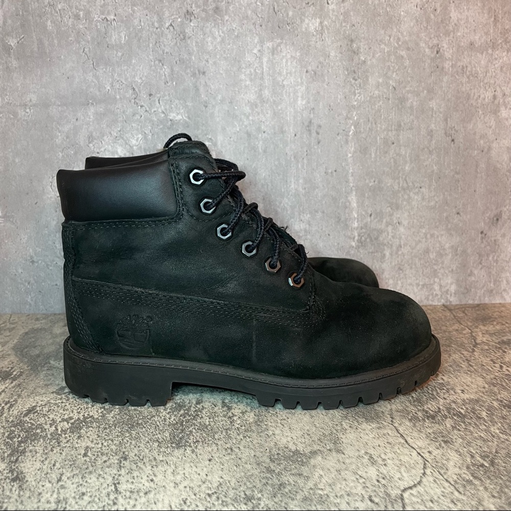 TImberland Classic Boots sz 1Y